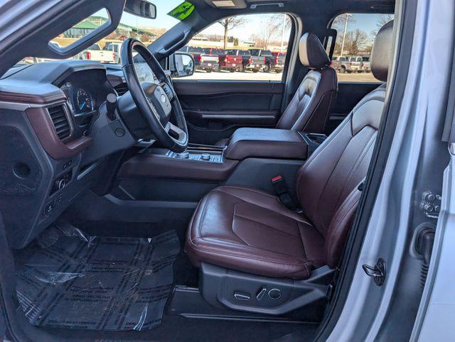 used 2024 Ford Expedition car, priced at $33,249