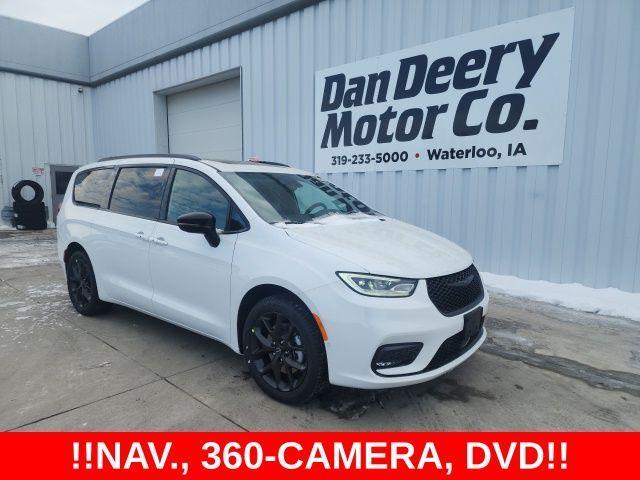 new 2026 Chrysler Pacifica car, priced at $52,894