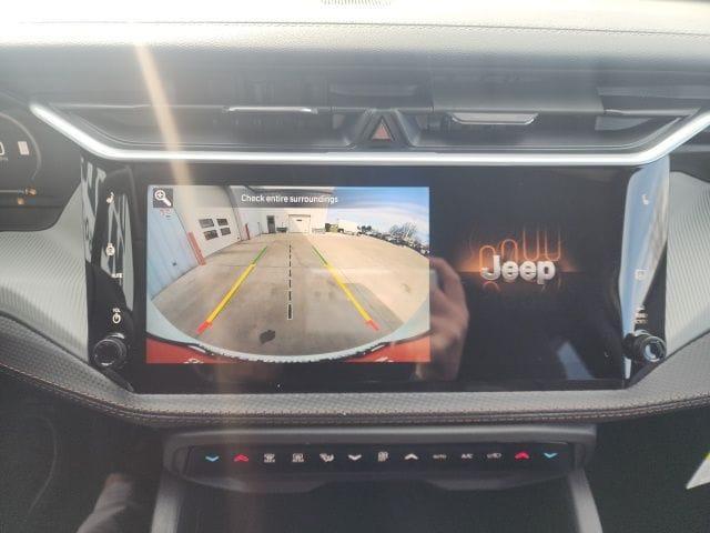 new 2026 Jeep Cherokee car, priced at $39,594