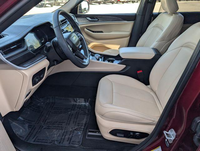 used 2025 Jeep Grand Cherokee L car, priced at $38,833
