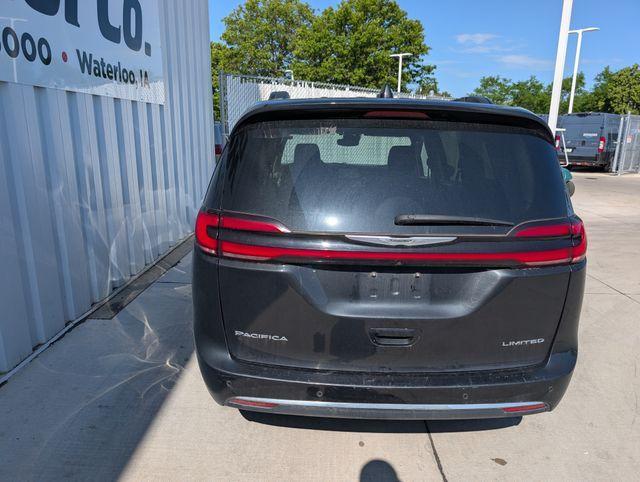 used 2022 Chrysler Pacifica car, priced at $27,125