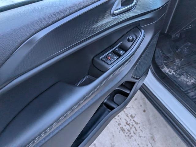 used 2024 Jeep Grand Cherokee L car, priced at $29,816