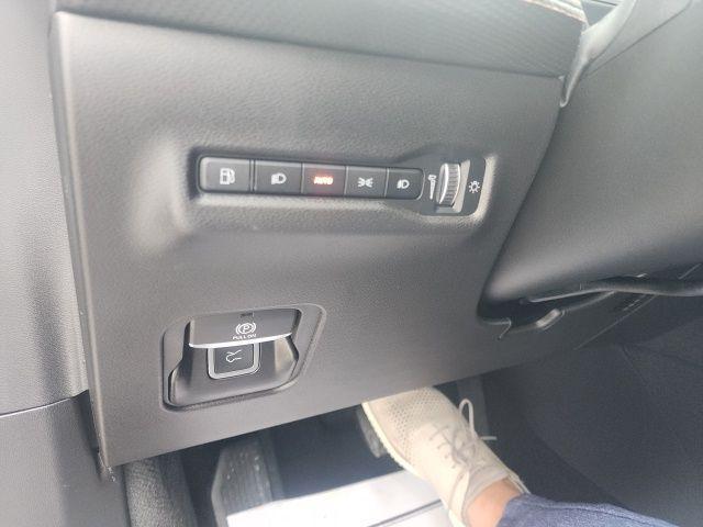 new 2026 Jeep Cherokee car, priced at $42,026