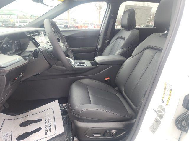 new 2026 Jeep Cherokee car, priced at $42,026