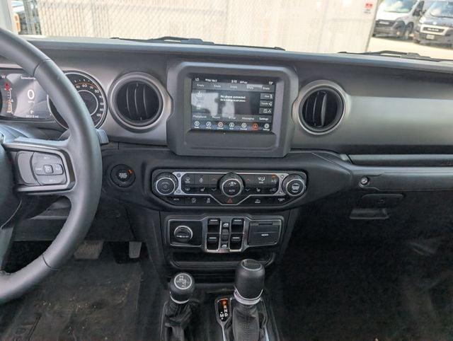 used 2023 Jeep Gladiator car, priced at $34,236