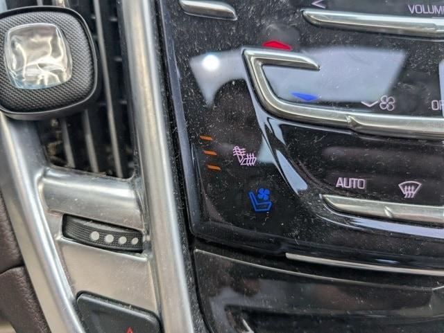 2014 Silver Coast Metallic Cadillac SRX