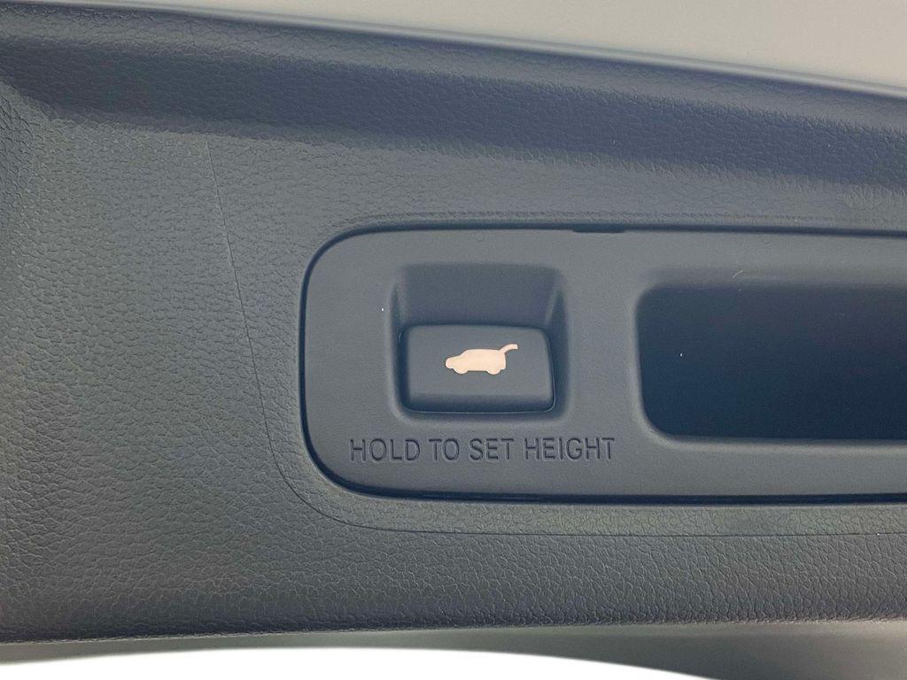 new 2026 Honda CR-V Hybrid car, priced at $42,677