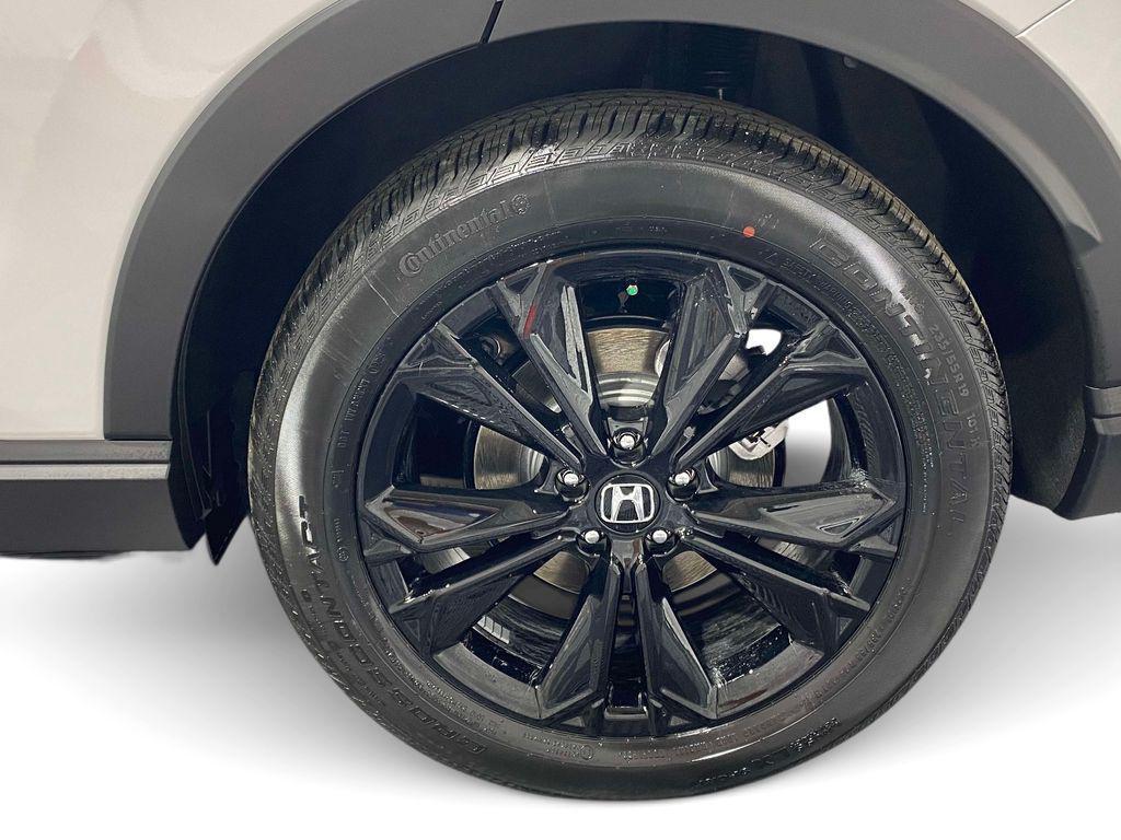new 2026 Honda CR-V Hybrid car, priced at $42,677