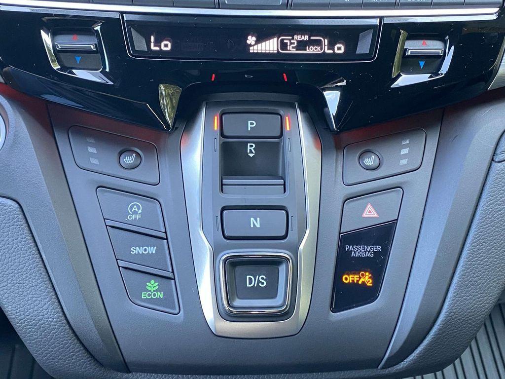 new 2025 Honda Odyssey car, priced at $43,011