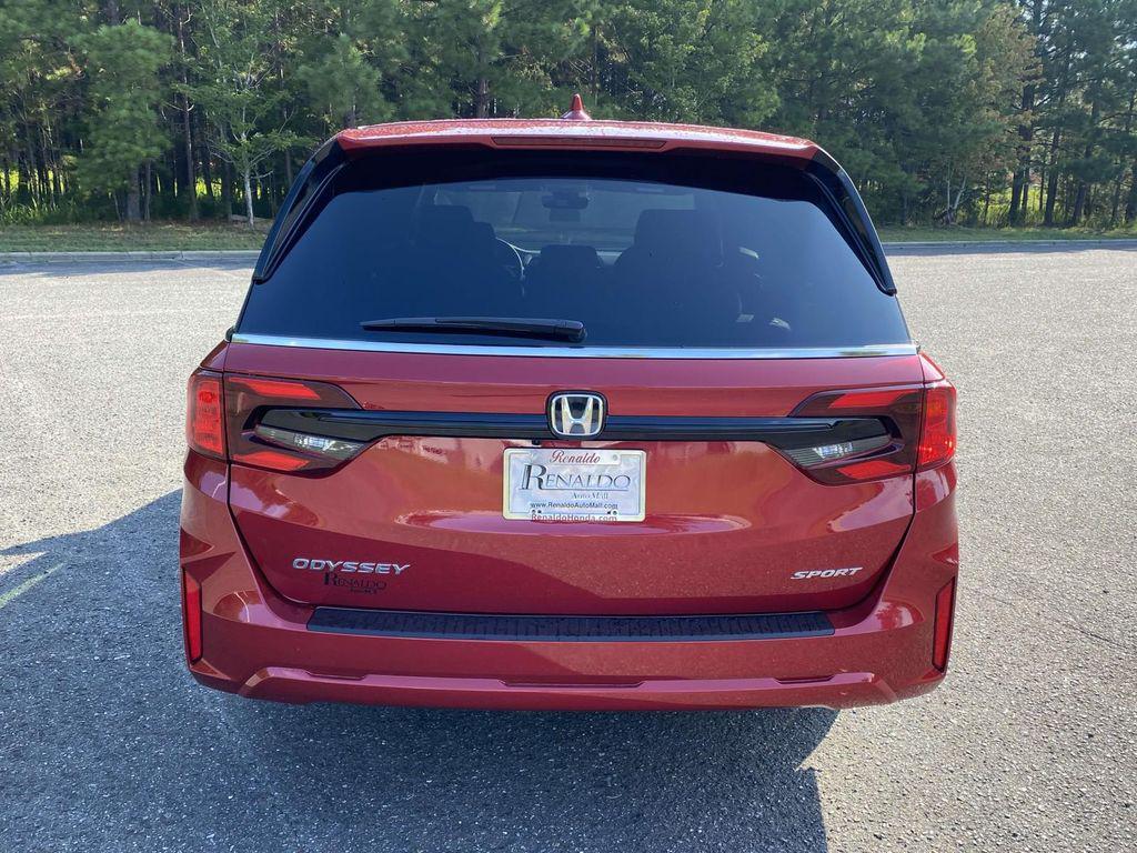 new 2025 Honda Odyssey car, priced at $43,011