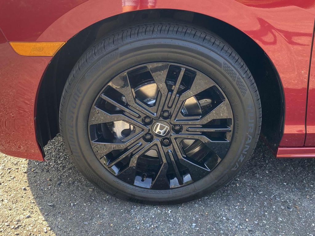 new 2025 Honda Odyssey car, priced at $43,011