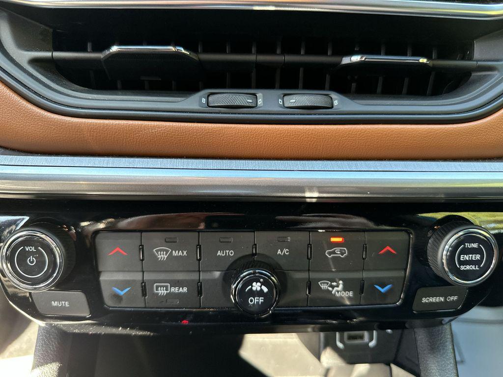 used 2024 Jeep Compass car, priced at $22,899