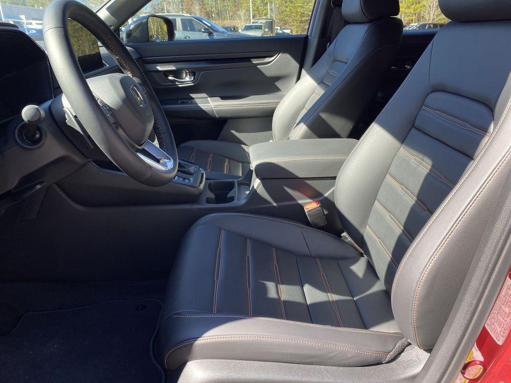 new 2026 Honda CR-V Hybrid car, priced at $38,707