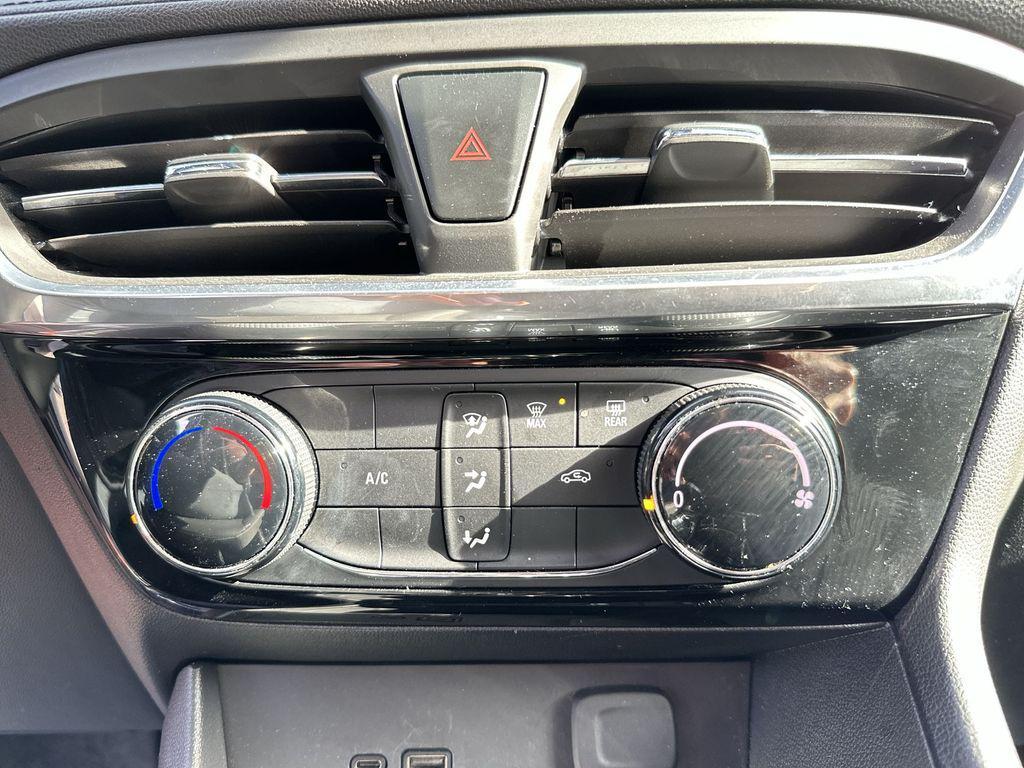 used 2024 Buick Encore GX car, priced at $21,100