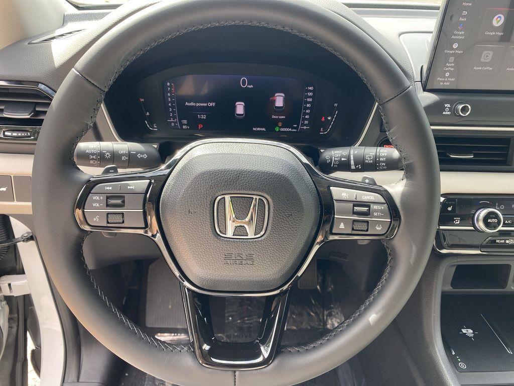 new 2026 Honda Pilot car, priced at $46,445