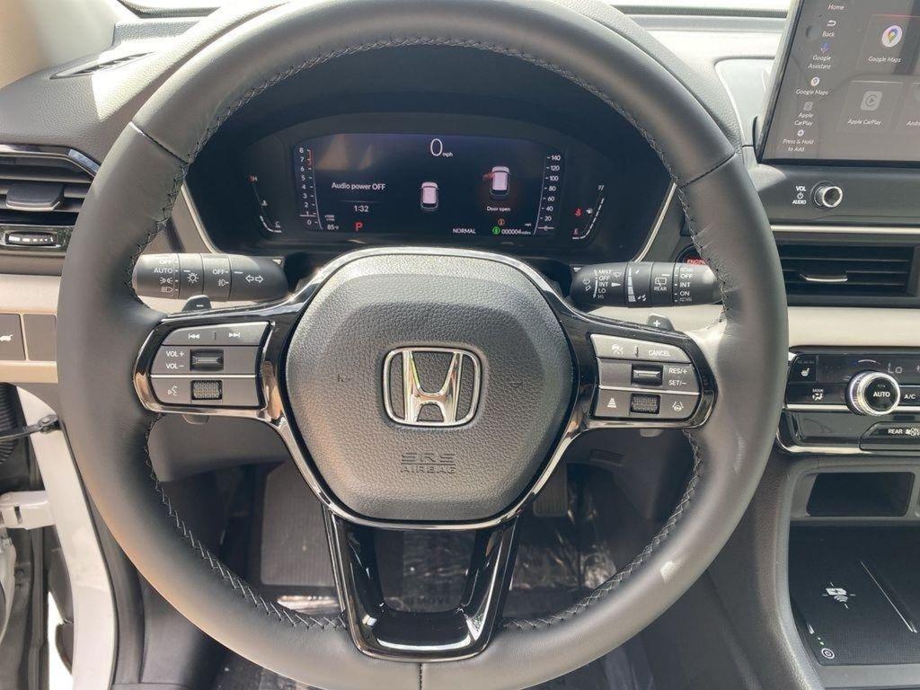 new 2026 Honda Pilot car, priced at $45,052