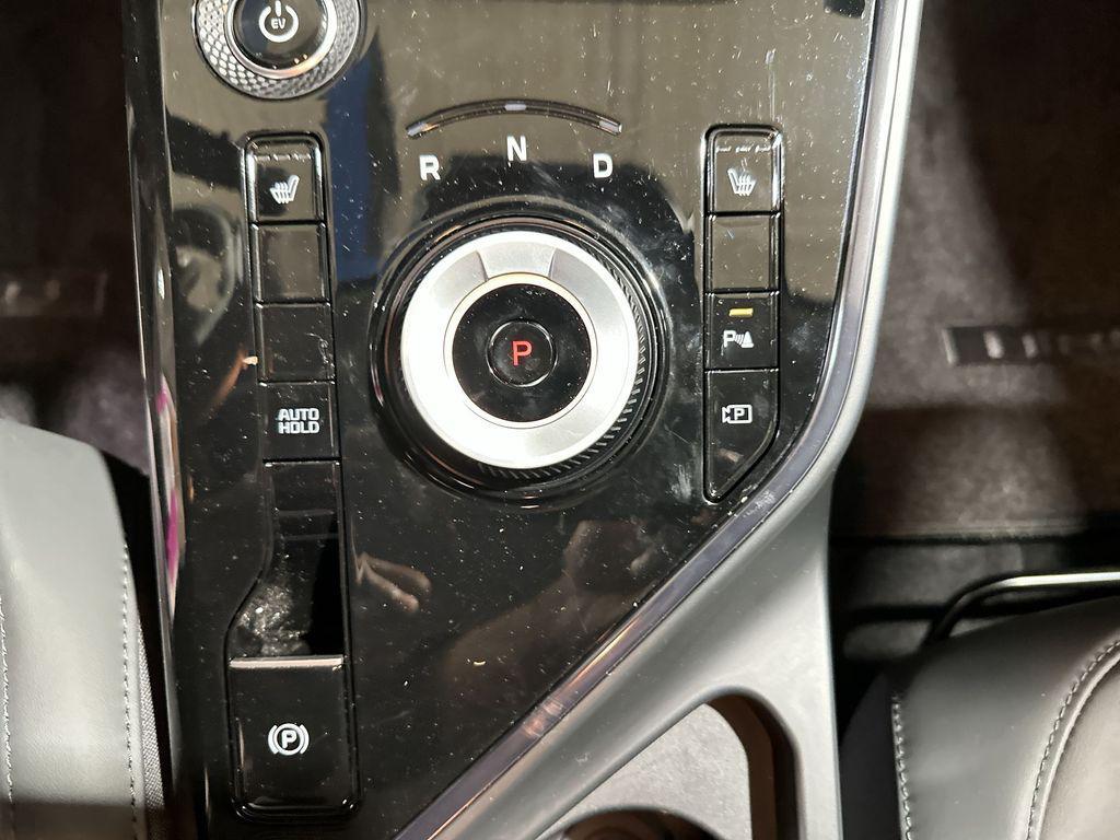 used 2024 Kia Niro EV car, priced at $20,423