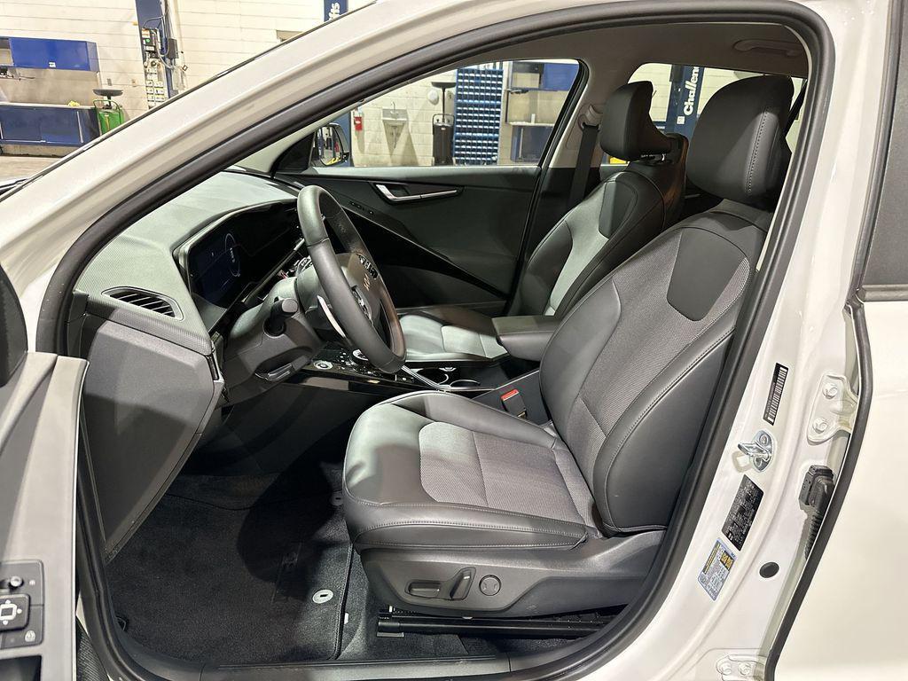 used 2024 Kia Niro EV car, priced at $20,423