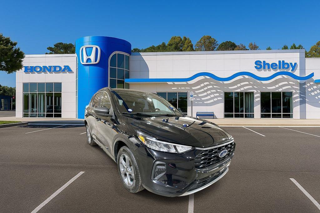 used 2024 Ford Escape car, priced at $19,985
