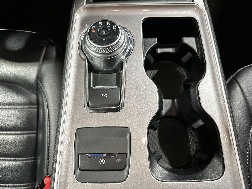 used 2024 Ford Edge car, priced at $21,498