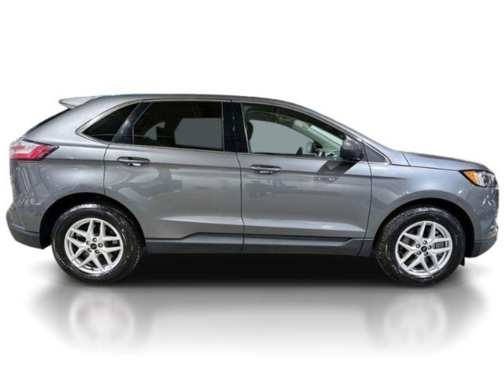 used 2024 Ford Edge car, priced at $21,353