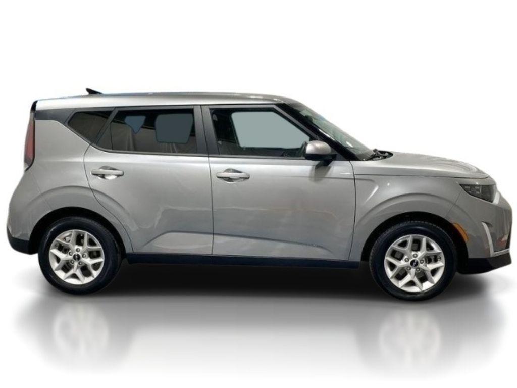 used 2024 Kia Soul car, priced at $16,207