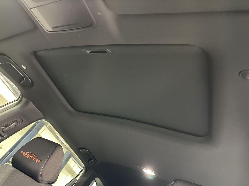 new 2026 Honda CR-V Hybrid car, priced at $37,783