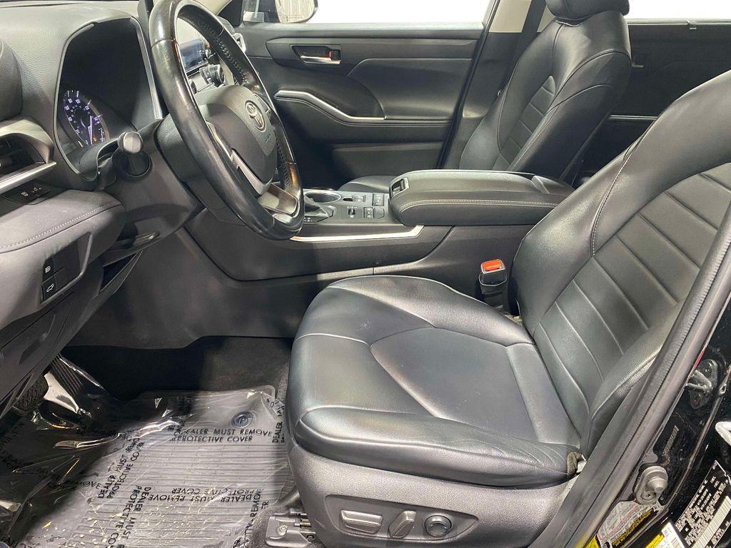 used 2022 Toyota Highlander car, priced at $36,595