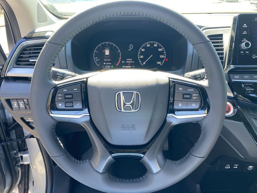 new 2026 Honda Odyssey car, priced at $48,990