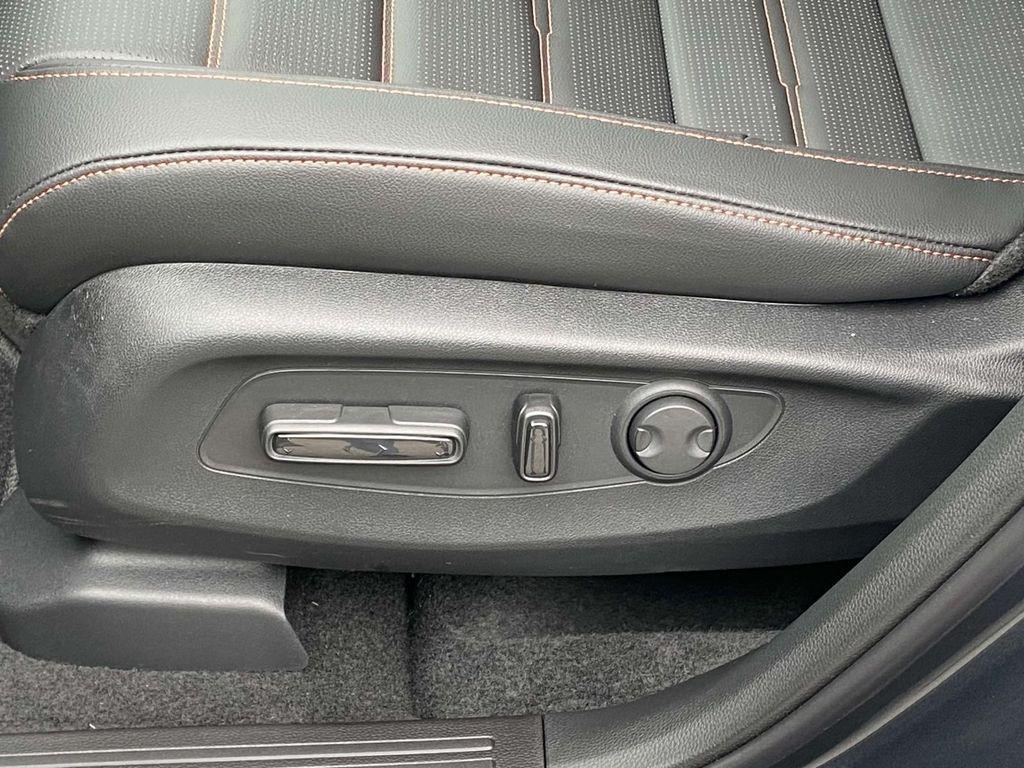 new 2025 Honda CR-V Hybrid car, priced at $37,093