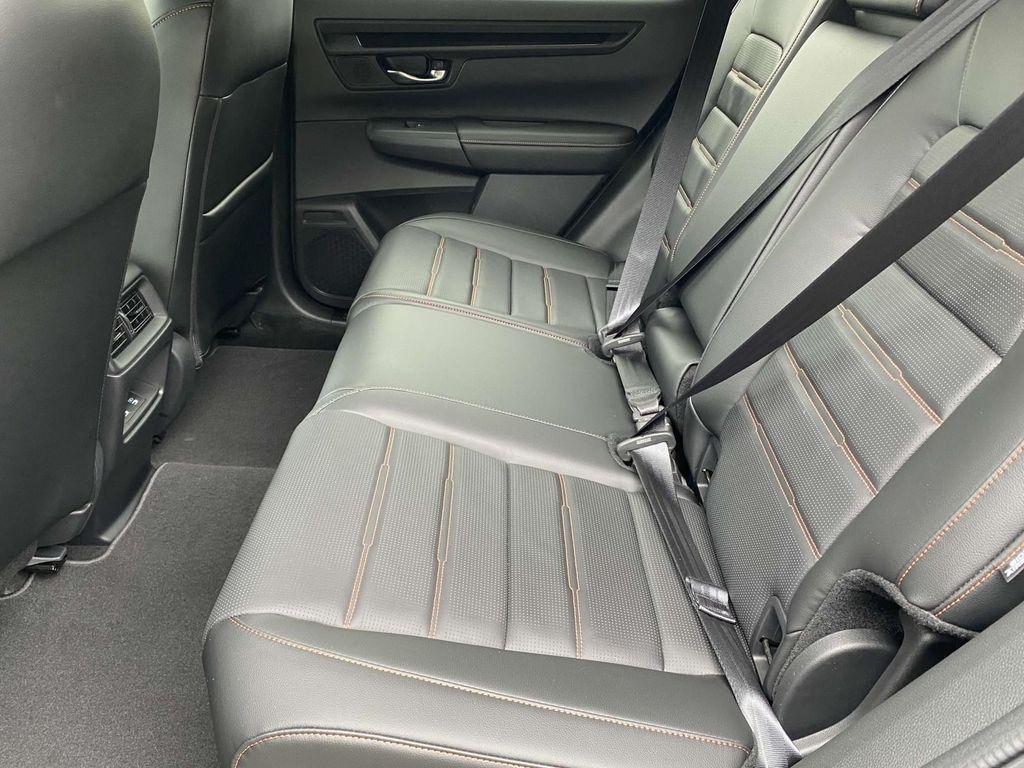 new 2025 Honda CR-V Hybrid car, priced at $37,093