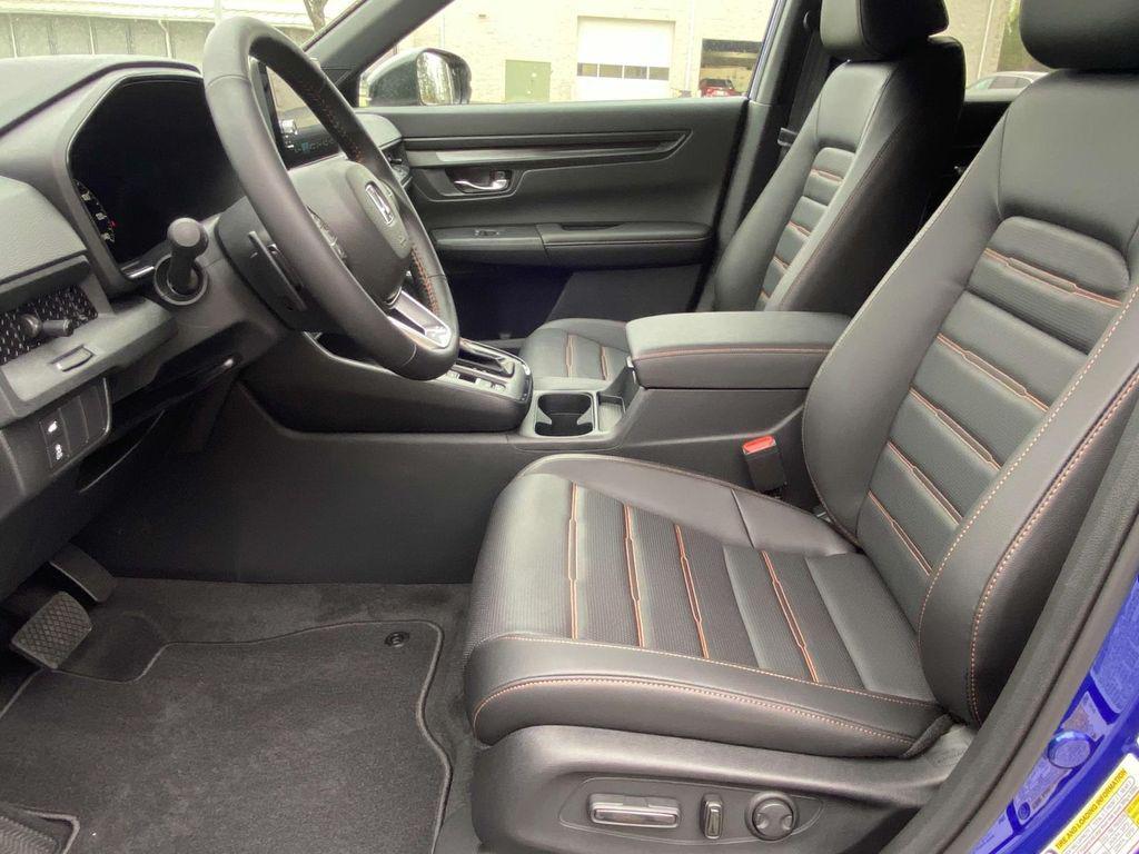 new 2025 Honda CR-V Hybrid car, priced at $37,525