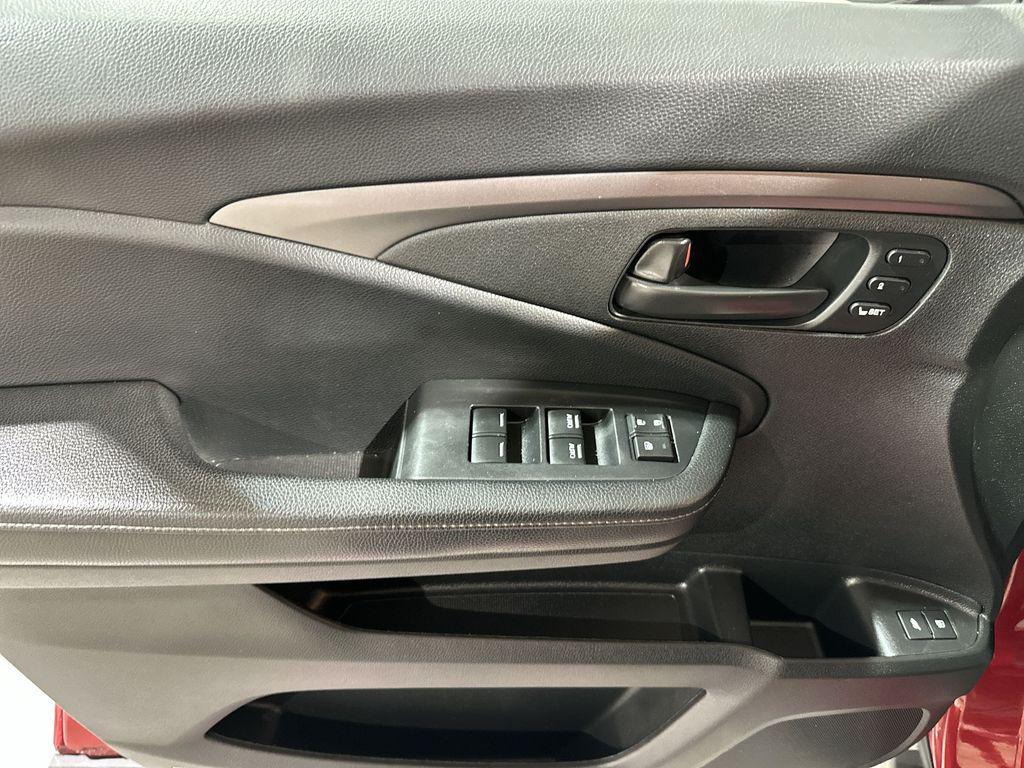 used 2022 Honda Passport car, priced at $30,799