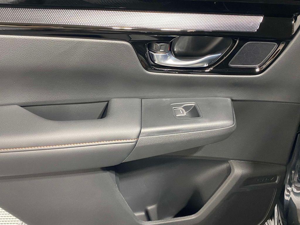 new 2026 Honda CR-V Hybrid car, priced at $43,000