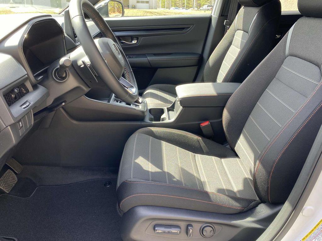 new 2025 Honda CR-V Hybrid car, priced at $34,675