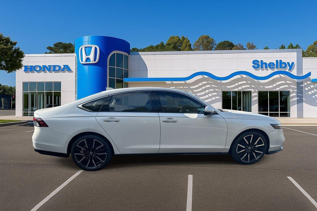 new 2025 Honda Accord Hybrid car, priced at $38,042
