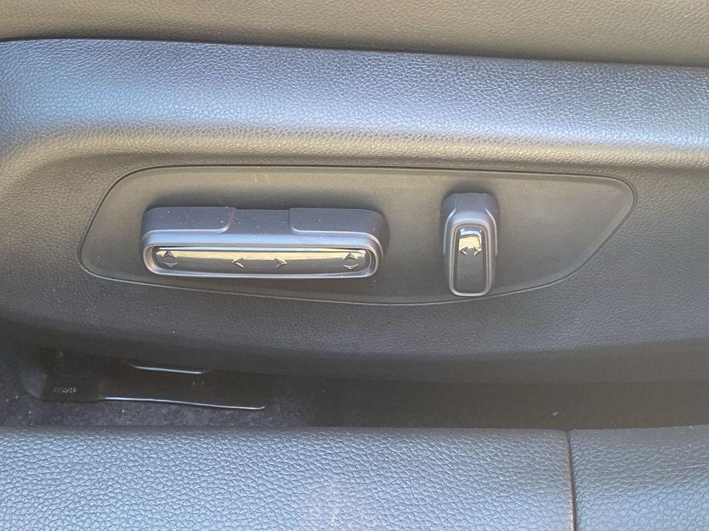 new 2026 Honda Civic Hybrid car, priced at $31,438