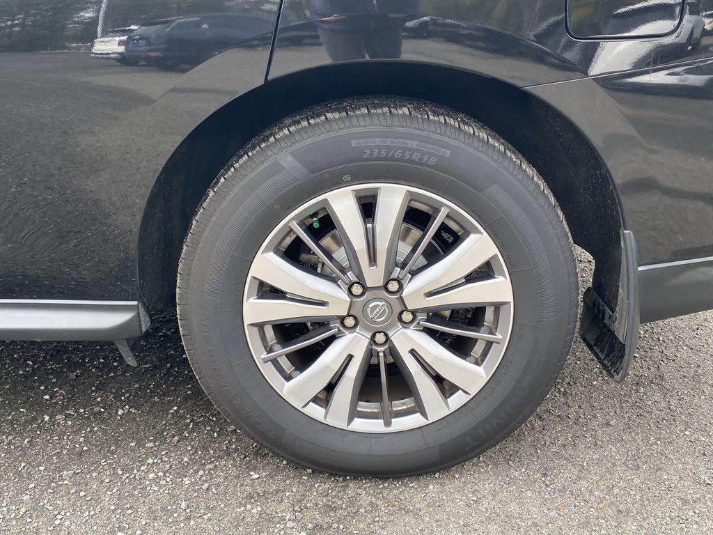 used 2020 Nissan Pathfinder car, priced at $11,258