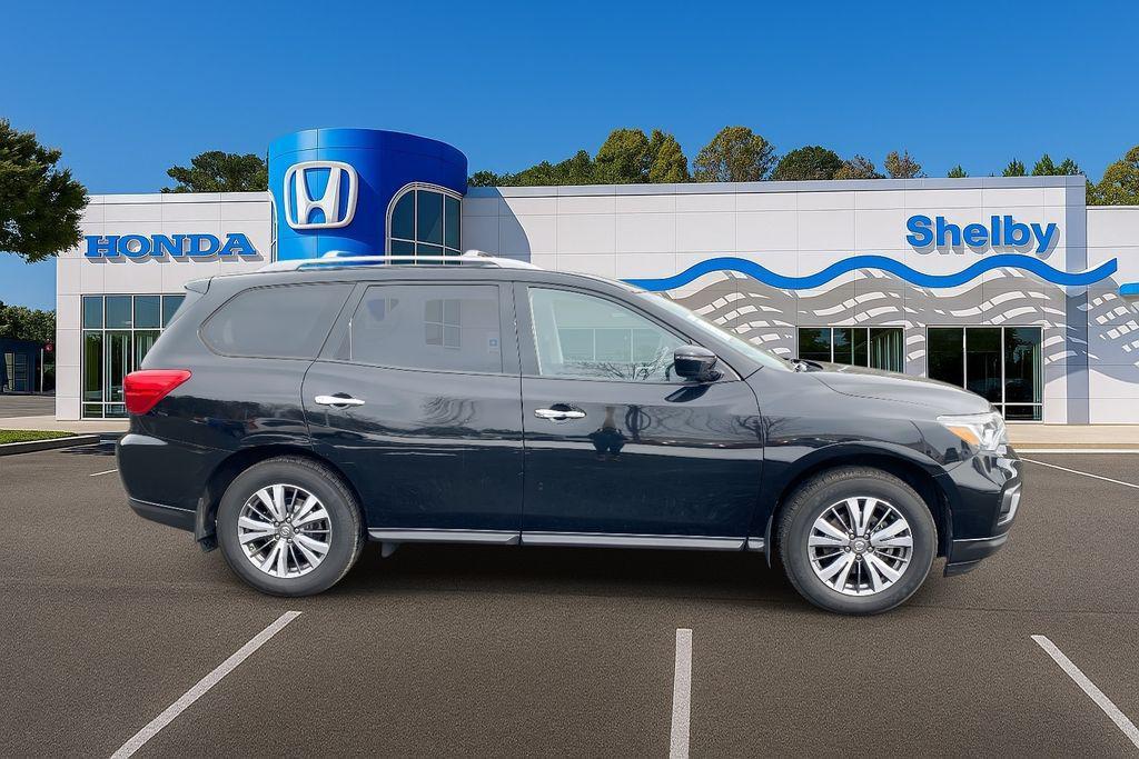 used 2020 Nissan Pathfinder car, priced at $11,258