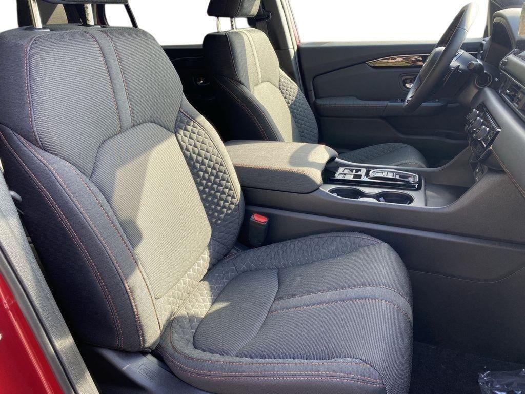 new 2026 Honda Pilot car, priced at $42,821