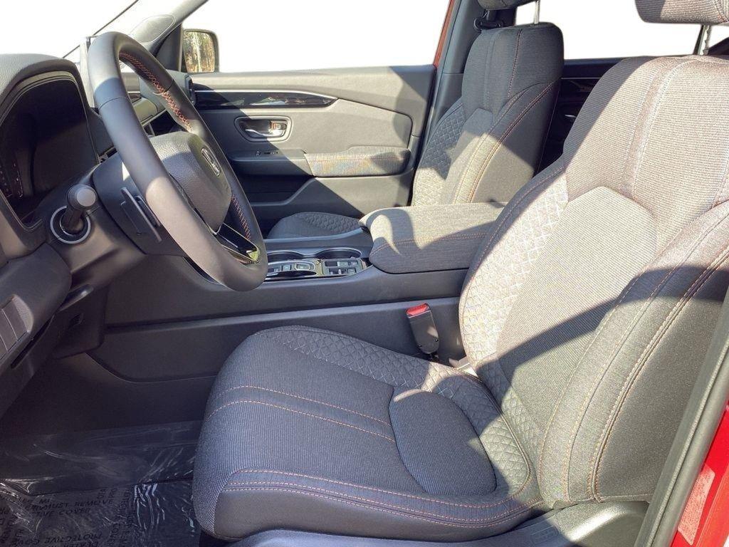 new 2026 Honda Pilot car, priced at $42,821