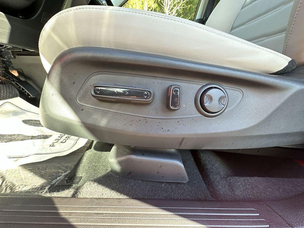 new 2026 Honda CR-V car, priced at $35,813