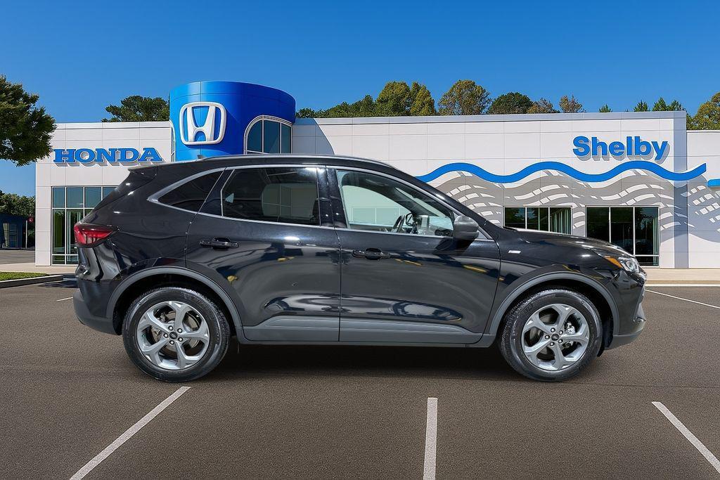 used 2025 Ford Escape car, priced at $21,981