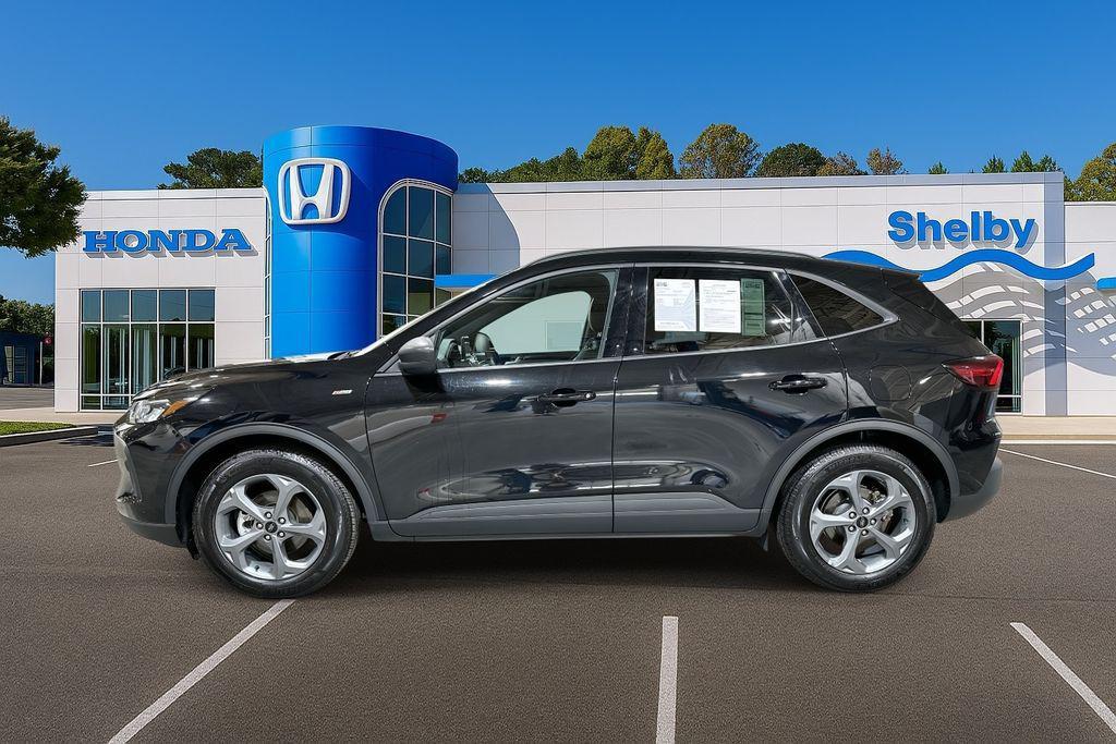 used 2025 Ford Escape car, priced at $21,981