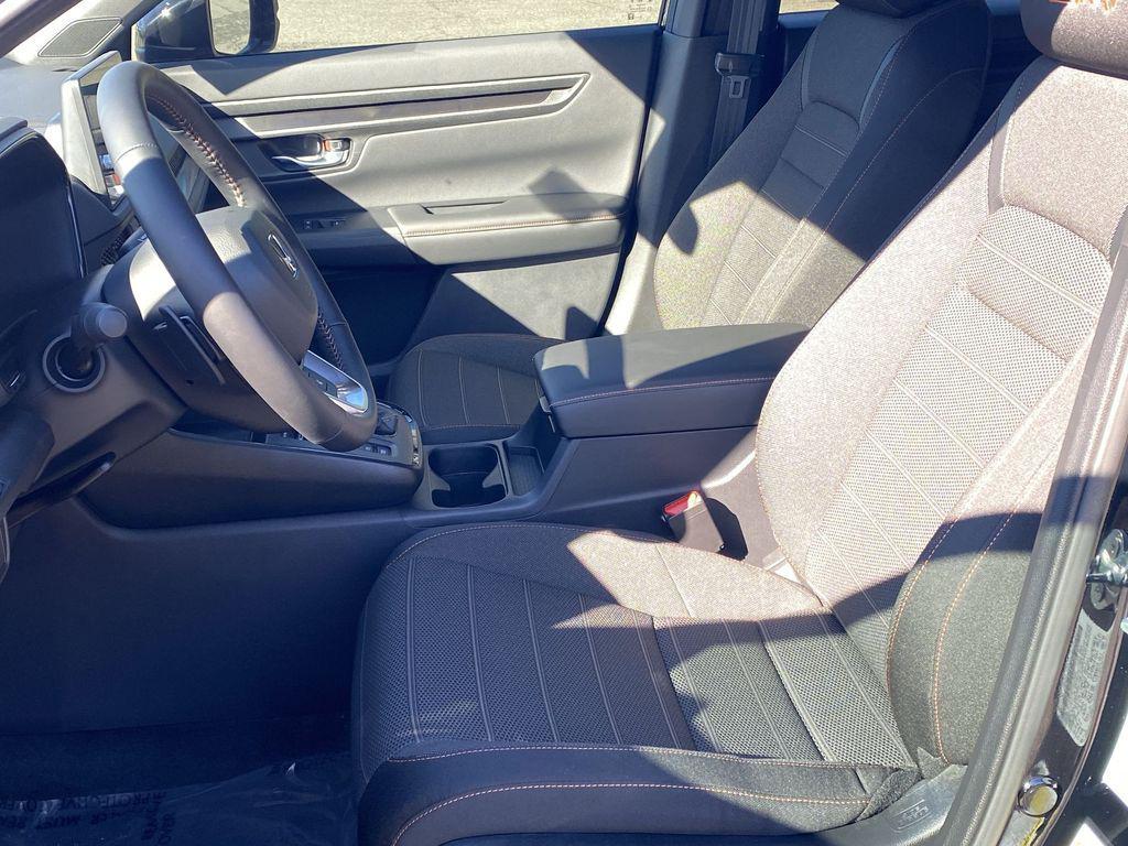 new 2026 Honda CR-V Hybrid car, priced at $39,123