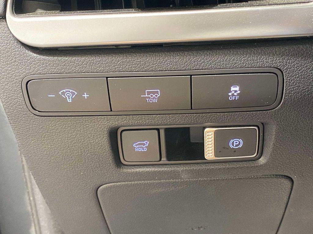 used 2025 Hyundai Palisade car, priced at $35,375