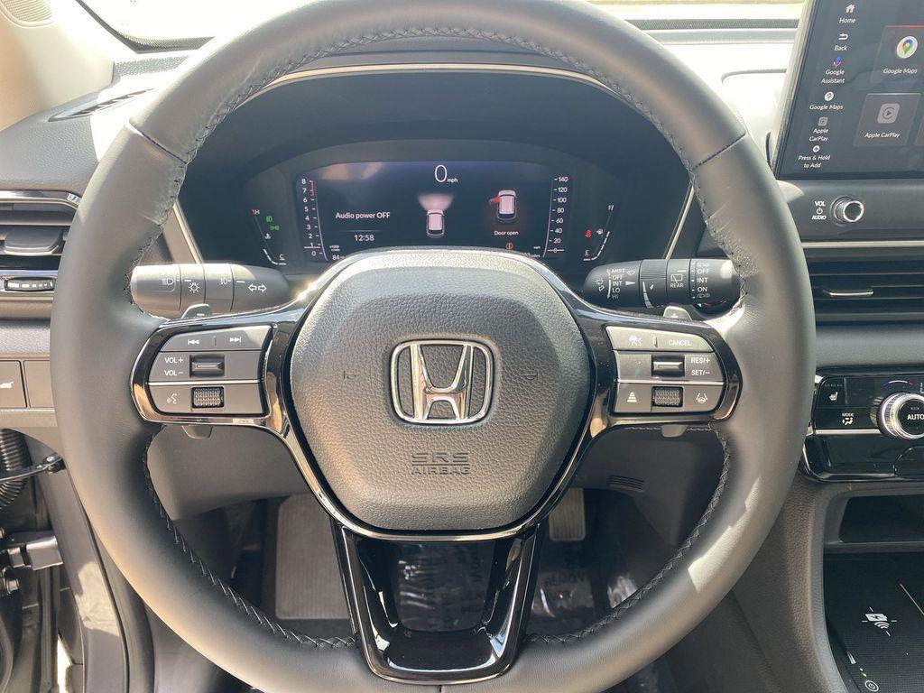 new 2026 Honda Pilot car, priced at $45,990