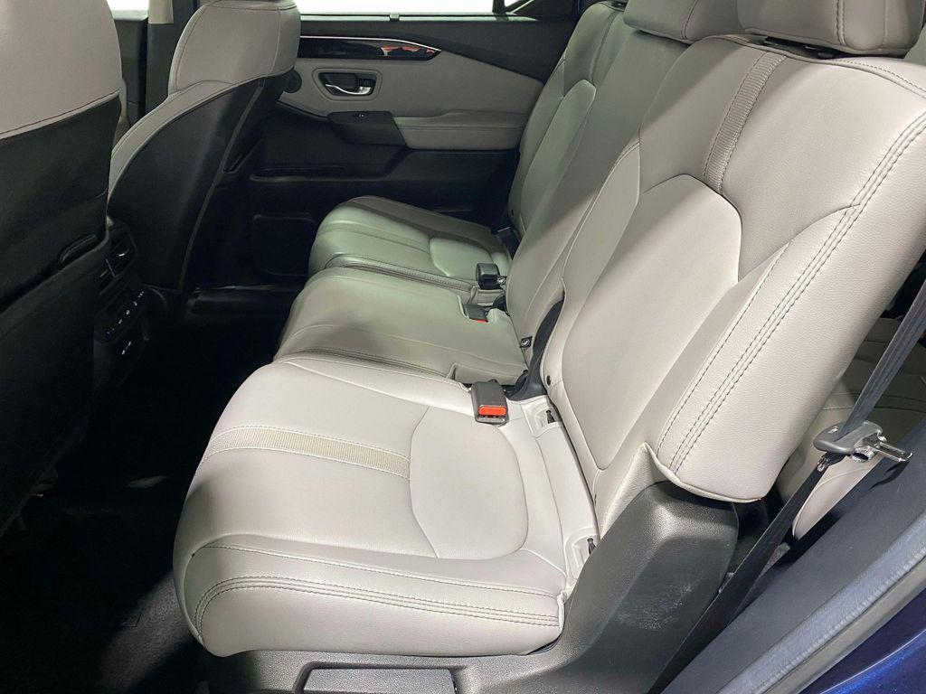 used 2024 Honda Pilot car, priced at $34,499