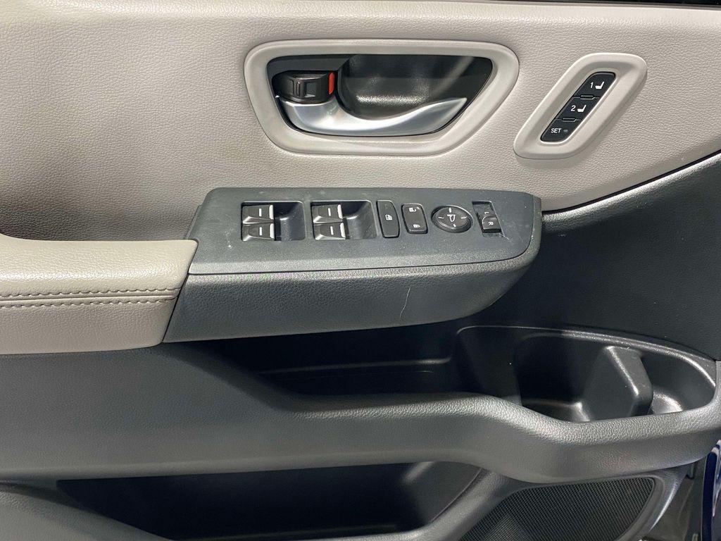 used 2024 Honda Pilot car, priced at $34,499