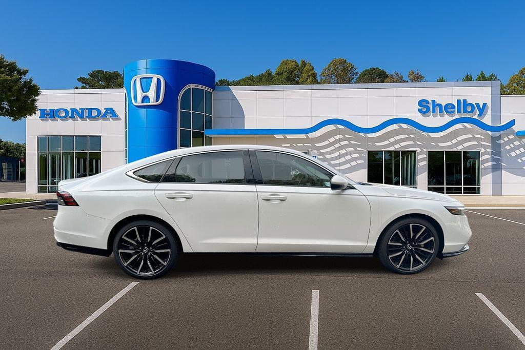 new 2025 Honda Accord Hybrid car, priced at $38,042